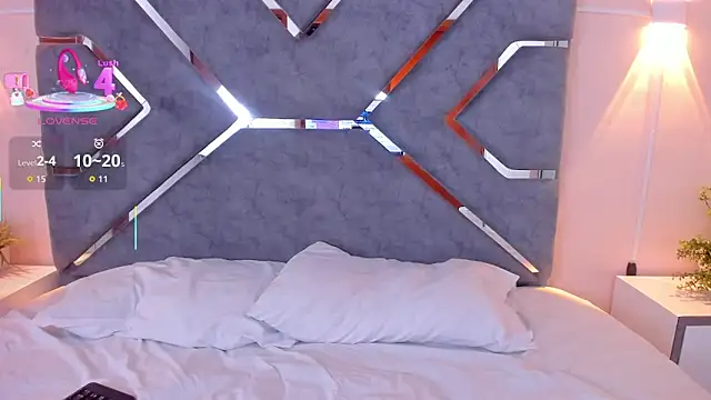 LucciaPorter online show from 3, 11, 2025