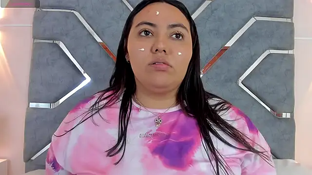 LucciaPorter online show from 2, 3, 2026