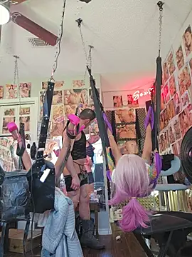 luvs2cumm69 online show from 18, 3, 2026