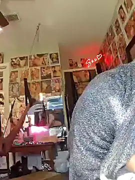 luvs2cumm69 online show from 25, 2, 2025