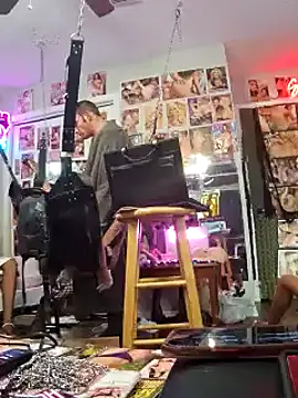 luvs2cumm69 online show from 20, 2, 2025