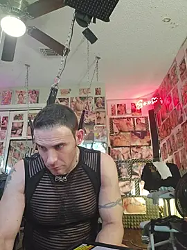 Snapshot of luvs2cumm69 chatting on 18, 7, 2026 luvs2cumm69 online show from 18, 7, 2026