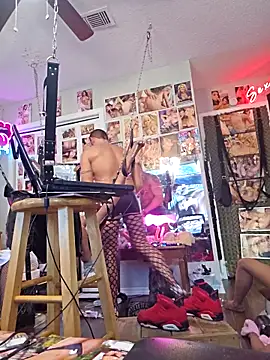 luvs2cumm69 online show from 20, 2, 2025