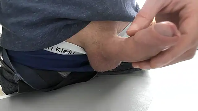 sperma tributes online show from 10, 10, 2025