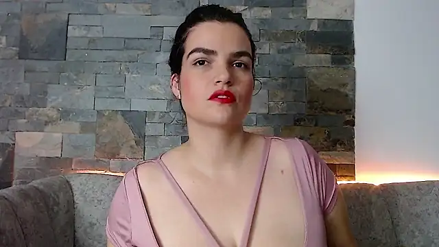 Snapshot of passionate_love22 chatting on 10, 2, 2026 passionate love22 online show from 10, 2, 2026