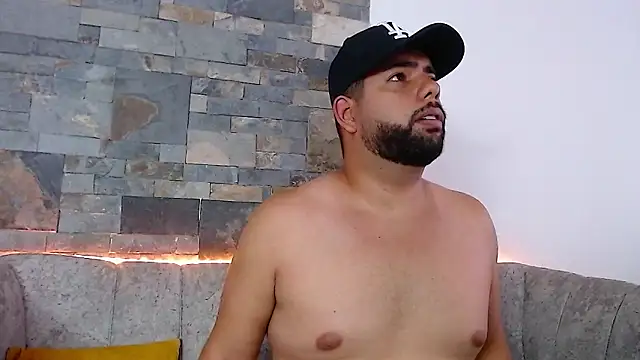 Snapshot of passionate_love22 chatting on 4, 2, 2026 passionate love22 online show from 4, 2, 2026