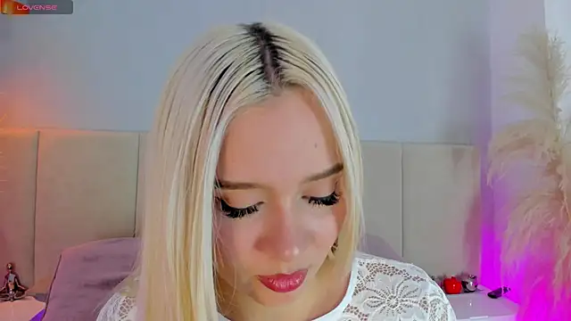 sofia pamela online show from 30, 9, 2025