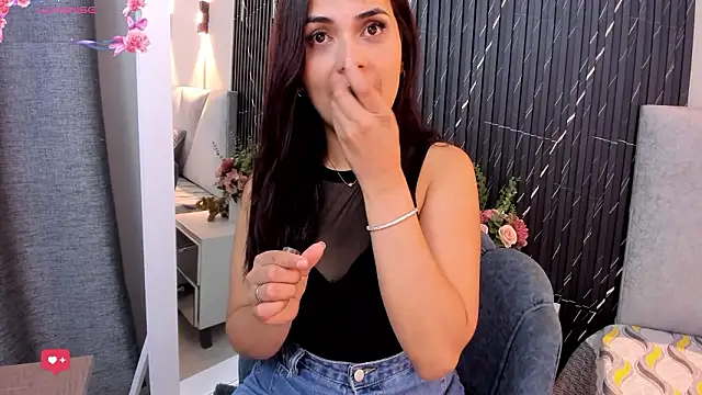 Snapshot of katrina_kaif_x chatting on 7, 2, 2026 katrina kaif x online show from 7, 2, 2026