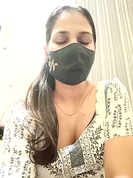 indianliza online show from 8, 3, 2025