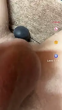 Przystojniak77 online show from 5, 12, 2025