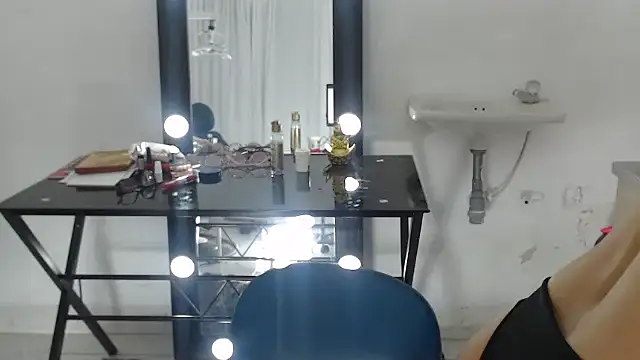 keyla-sensual online show from 9, 2, 2025