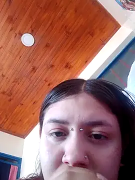 sara winehouse1 online show from 16, 12, 2025