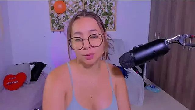 isa loves cum online show from 15, 3, 2026