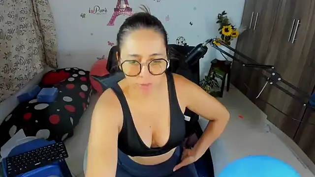 isa loves cum online show from 18, 5, 2026