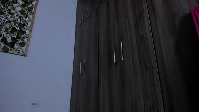 isa loves cum online show from 18, 3, 2025