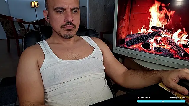 Snapshot of officeman7 chatting on 11, 2, 2026 officeman7 online show from 11, 2, 2026