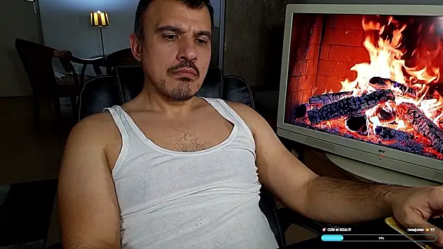 Snapshot of officeman7 chatting on 9, 2, 2026 officeman7 online show from 9, 2, 2026