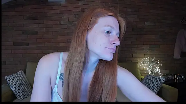 Aliceginger99 online show from 13, 9, 2025