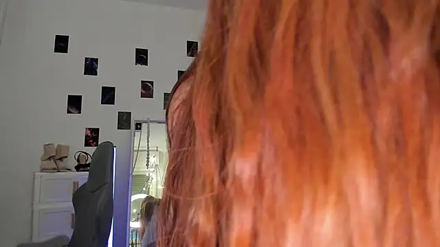 Aliceginger99 online show from 6, 5, 2026