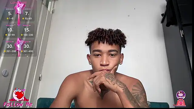 sexy blacks  online show from 25, 11, 2025