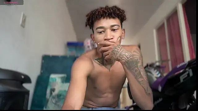 sexy blacks  online show from 1, 11, 2025