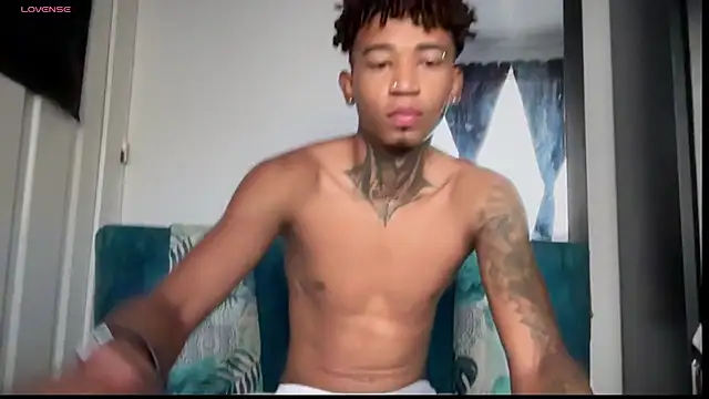 sexy blacks  online show from 14, 11, 2025