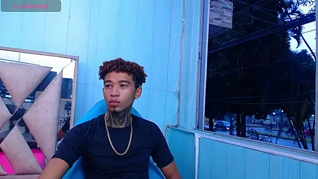 sexy blacks  online show from 20, 3, 2025