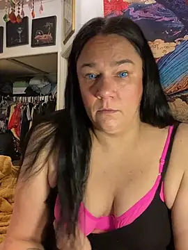 sexyasscougar online show from 3, 3, 2025