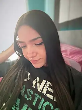 ShannonShanny online show from 19, 3, 2025