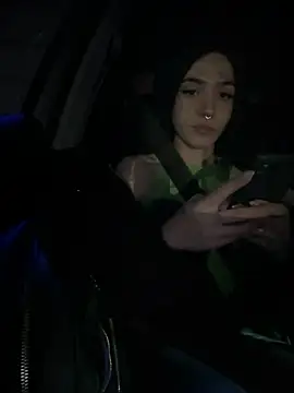 ShannonShanny online show from 22, 3, 2025