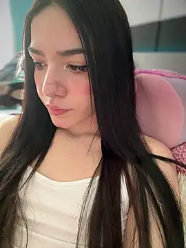 ShannonShanny online show from 8, 3, 2025