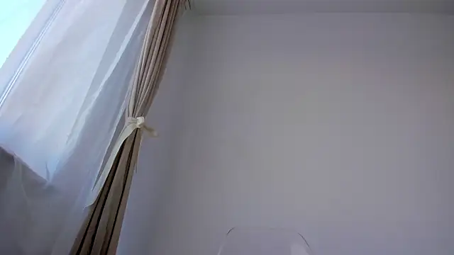 Snapshot of angeloflovee chatting on 27, 2, 2026 angeloflovee online show from 27, 2, 2026