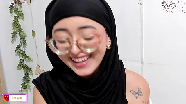 Snapshot of aysel_elid chatting on 27, 5, 2026 aysel elid online show from 27, 5, 2026