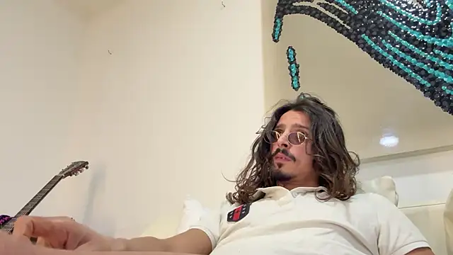 Snapshot of Adam_zen chatting on 17, 2, 2025 Adam zen online show from 17, 2, 2025