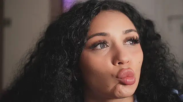 Moan4u online show from 4, 10, 2025