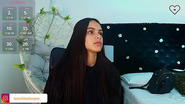 ChloeHarper  online show from 15, 9, 2025