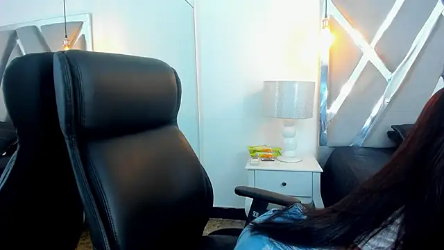 ChloeHarper  online show from 6, 10, 2025