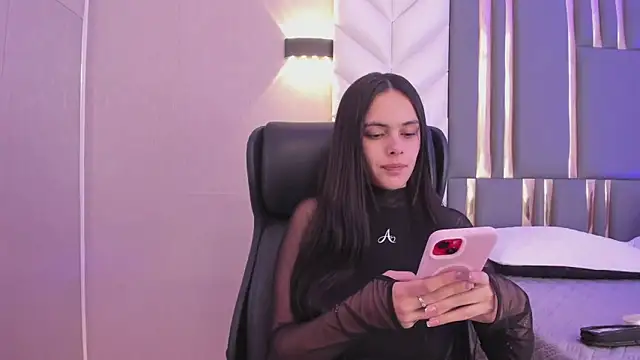 Snapshot of ChloeHarper_ chatting on 14, 6, 2026 ChloeHarper online show from 14, 6, 2026
