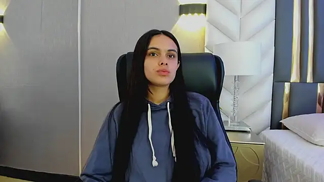 Snapshot of ChloeHarper_ chatting on 2, 7, 2026 ChloeHarper online show from 2, 7, 2026