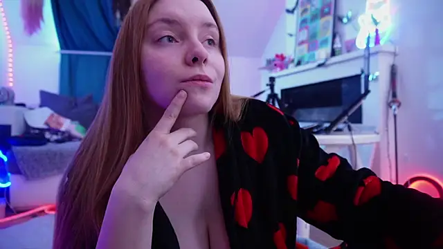  Yummy Girl  online show from 9, 5, 2026