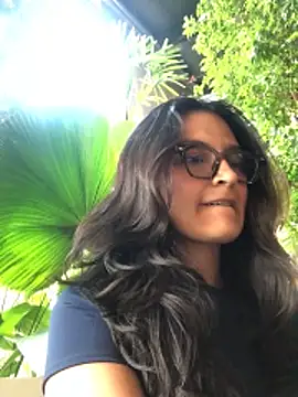 Gia Mazzon online show from 27, 4, 2026