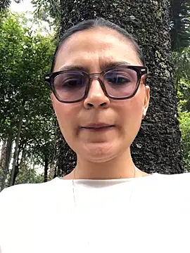 Gia Mazzon online show from 4, 5, 2026