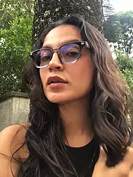 Gia Mazzon online show from 30, 6, 2026