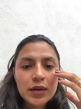 Gia Mazzon online show from 24, 4, 2026