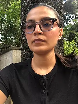 Gia Mazzon online show from 16, 6, 2026