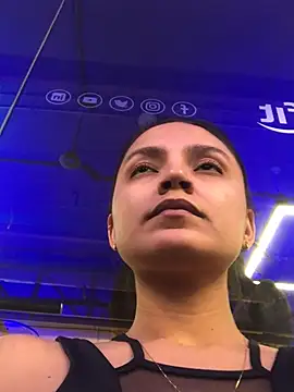 Gia Mazzon online show from 12, 3, 2025