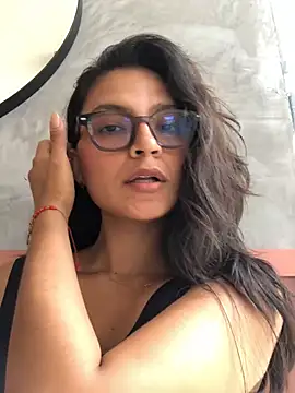 Gia Mazzon online show from 1, 6, 2026