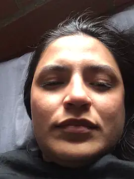 Gia Mazzon online show from 5, 3, 2025