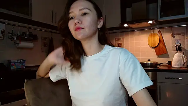 Kelly Yon online show from 14, 3, 2025