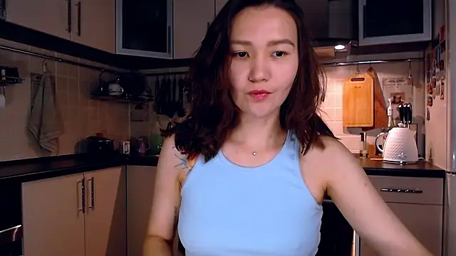 Kelly Yon online show from 24, 9, 2025